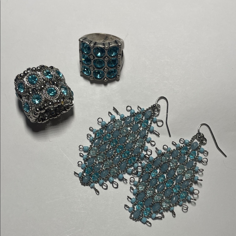Silver and Blue Earrings Set guess ring and stretch ring